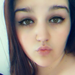 Meet your Posher, Briana